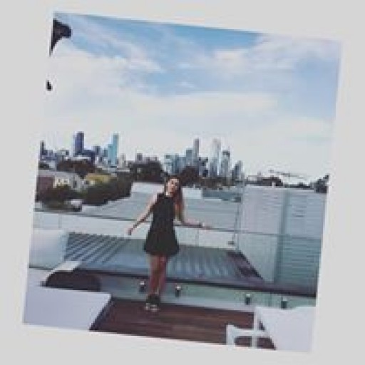 Profile picture of MartinaPetrina@ask-oracle.com